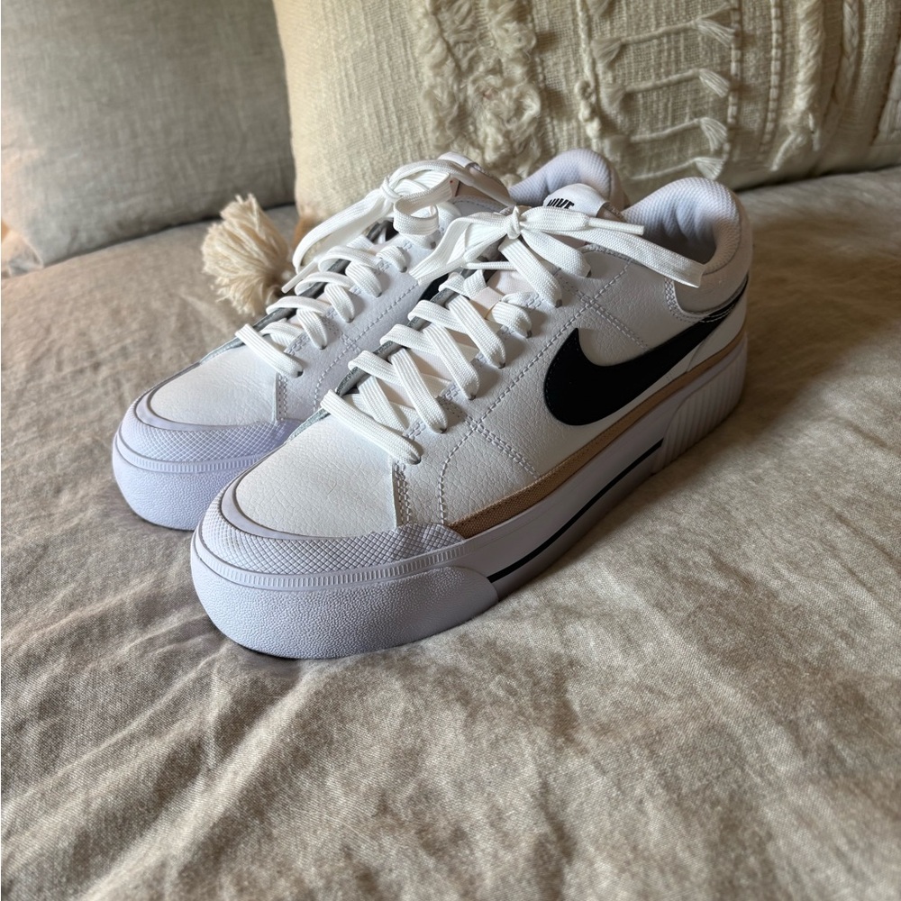 Women’s Nike White Sneakers with Black Swoosh
